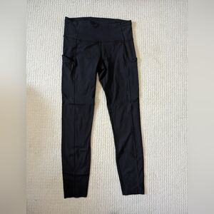 Lululemon leggings, size 6, with pockets